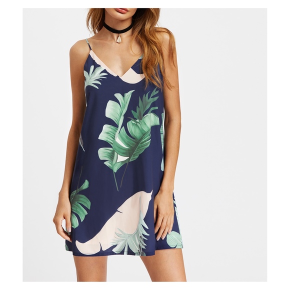 MBM Unlimited Dresses & Skirts - Blue Tropical Print Sleeveless Shift Dress